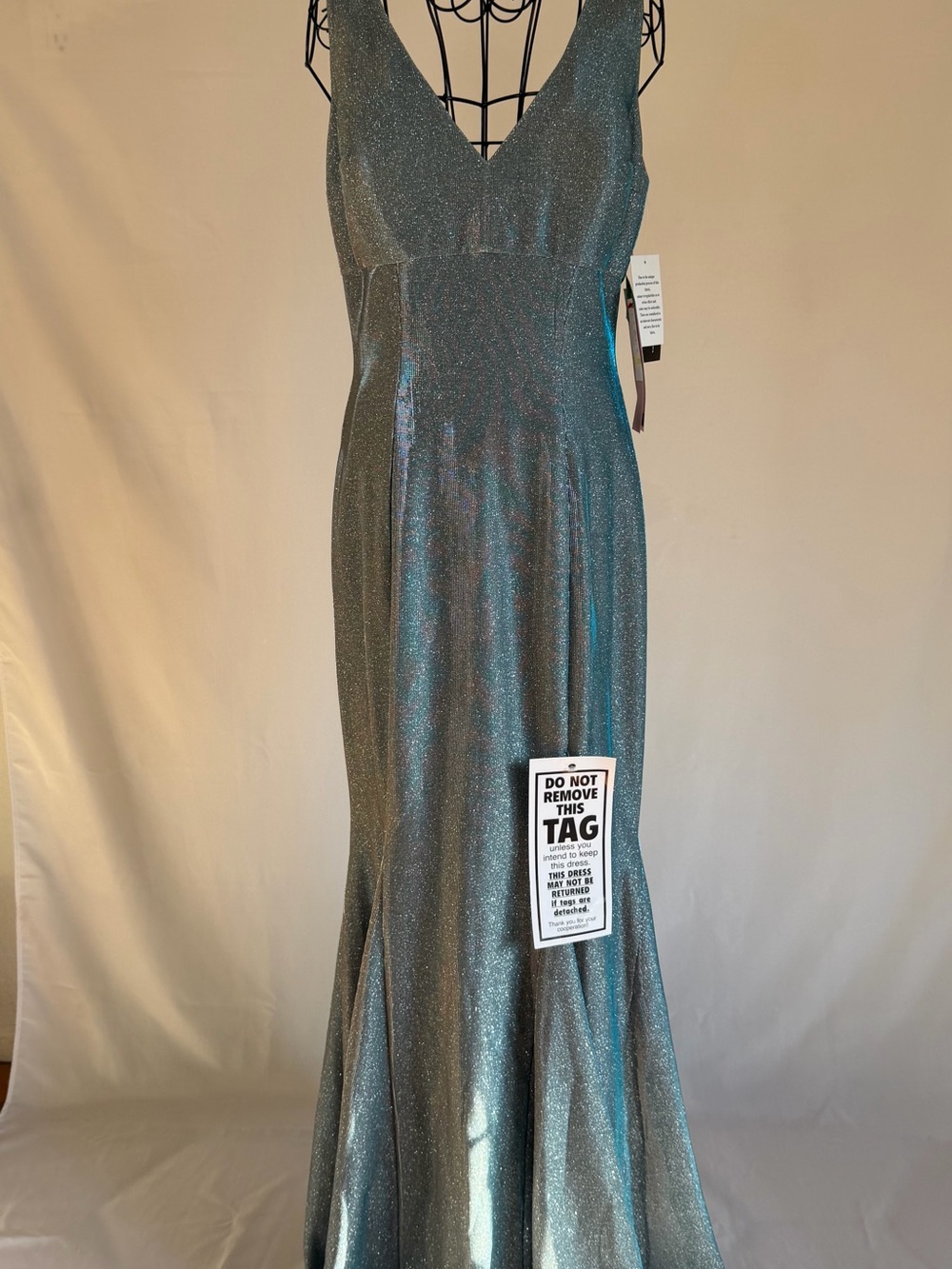 Cachet Shimmering Teal Metallic V-Neck Gown
